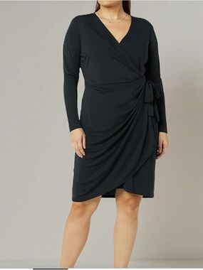 Elegant Black Long-Sleeve Wrap Dress with Side Tie